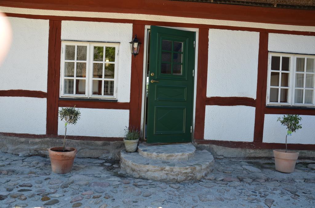 Kastanjegarden Pa Stenshuvud Чивік Номер фото